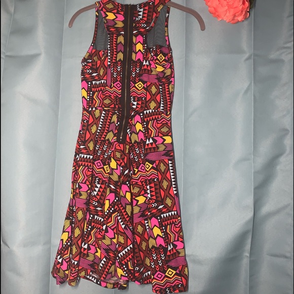 3/15🔥Aztec sheer neck dress - Picture 9 of 12